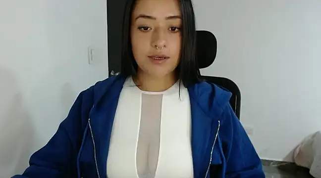 Snapshot of jjulietha95 chatting on 01-28-25, 12:57 jjulietha95 online show from 01-28-25, 12:57