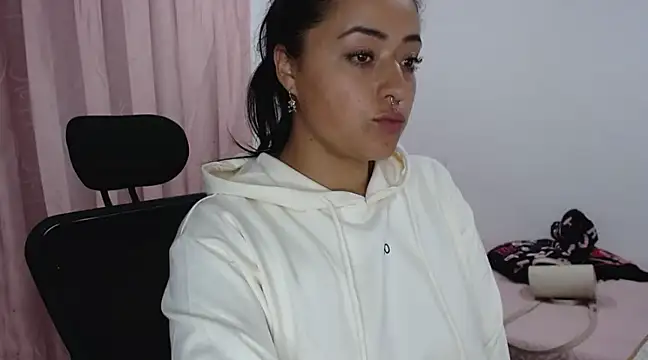 Snapshot of jjulietha95 chatting on 02-20-25, 07:45 jjulietha95 online show from 02-20-25, 07:45