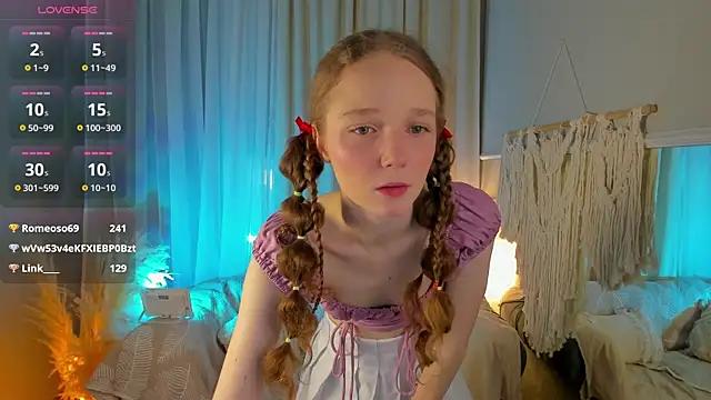  Rose Charming  online show from 03-03-25, 12:59