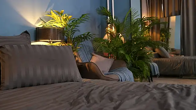  keeti  online show from 10-11-25, 02:15