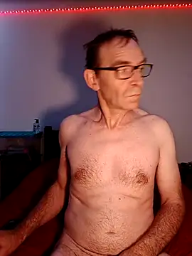 Snapshot of Yggdrasill__ chatting on 10-25-25, 04:42 Yggdrasill online show from 10-25-25, 04:42