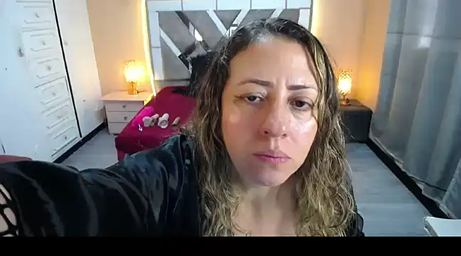 miss hanna07 online show from 03-17-25, 01:08