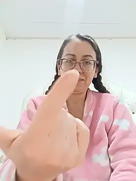 miss hanna07 online show from 06-11-26, 02:53