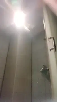 Snapshot of YuHsuant chatting on 12-04-25, 07:00 YuHsuant online show from 12-04-25, 07:00