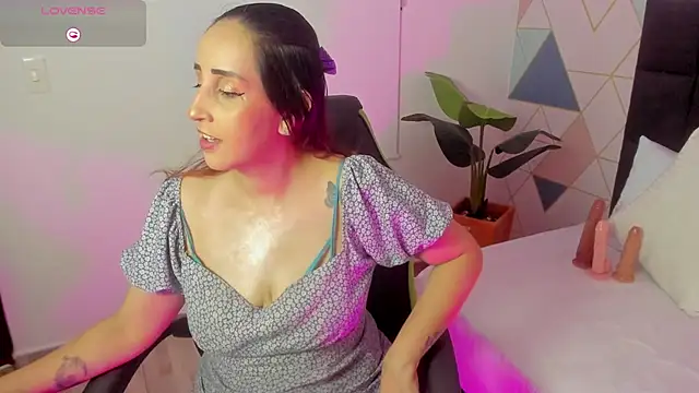 Snapshot of jadde13_ chatting on 09-29-25, 08:35 jadde13 online show from 09-29-25, 08:35