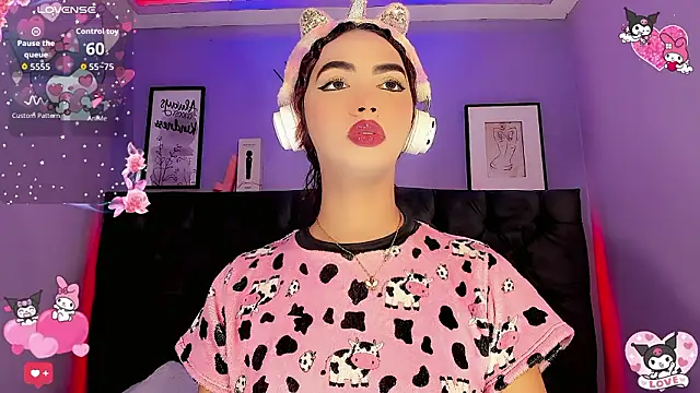 Babyenderlyn online show from 03-06-26, 09:00