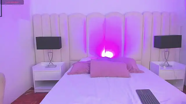 Tom Silver   online show from 02-17-25, 06:15