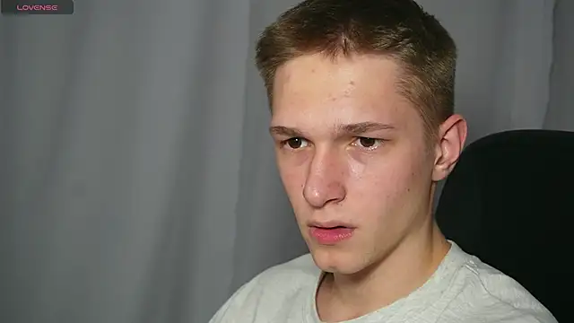 dustyn fox online show from 02-02-25, 02:02