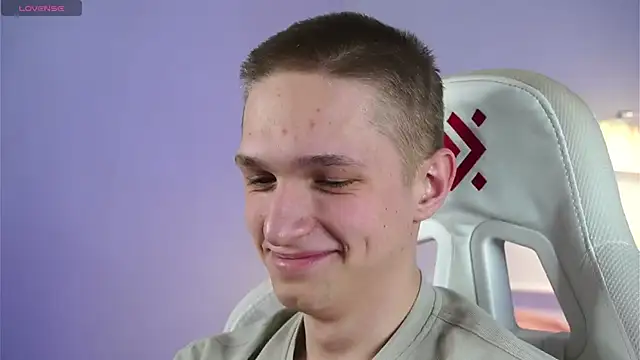 dustyn fox online show from 03-05-25, 07:38