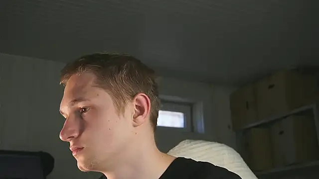 dustyn fox online show from 04-28-26, 01:38