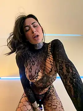 Snapshot of Iam_Annii chatting on 11-02-25, 10:12 Iam Annii online show from 11-02-25, 10:12