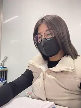 Snapshot of LanJeny_sexy chatting on 12-10-24, 02:16 LanJeny sexy online show from 12-10-24, 02:16