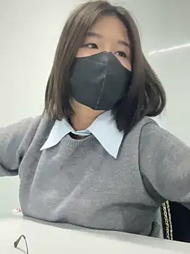 Snapshot of LanJeny_sexy chatting on 12-17-24, 07:40 LanJeny sexy online show from 12-17-24, 07:40