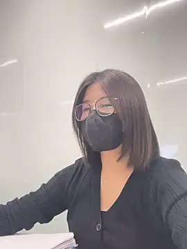 Snapshot of LanJeny_sexy chatting on 12-23-24, 07:38 LanJeny sexy online show from 12-23-24, 07:38