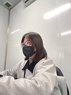 Snapshot of LanJeny_sexy chatting on 01-07-25, 07:20 LanJeny sexy online show from 01-07-25, 07:20