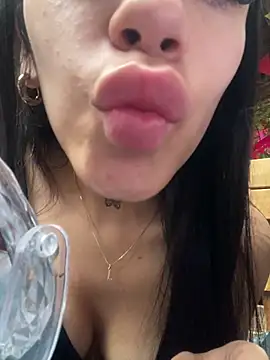 Effy Bonny online show from 03-13-25, 08:32