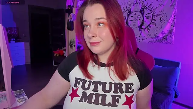 Snapshot of gitera_ chatting on 12-14-24, 12:01 gitera online show from 12-14-24, 12:01