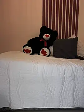  Shara Handal  online show from 02-13-25, 11:06