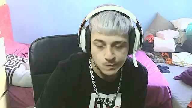 Nenejoven16- online show from 02-11-25, 10:26