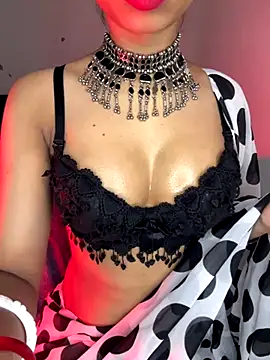 Hot-sexy222 online show from 10-19-25, 01:28