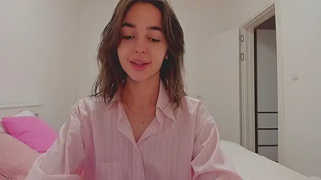 JudyAngil online show from 11-11-25, 06:13