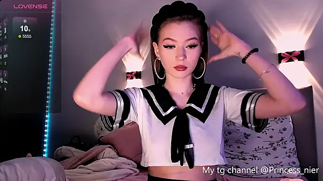 Snapshot of diana_nier chatting on 12-07-24, 09:33 diana nier online show from 12-07-24, 09:33