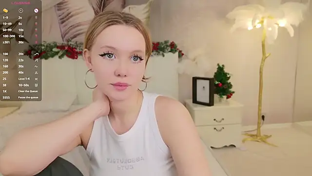 AliceMorr online show from 12-23-24, 06:37