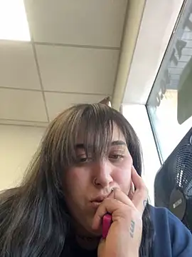 ThicBunz online show from 03-19-25, 09:05