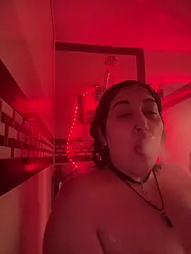 ThicBunz online show from 09-18-25, 04:20