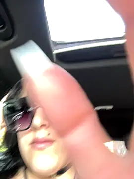 ThicBunz online show from 10-19-25, 04:51