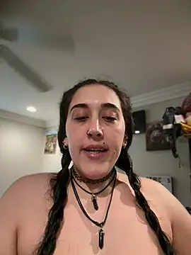 ThicBunz online show from 04-26-26, 04:26