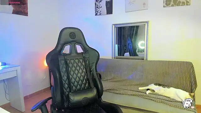 Piinkpandora online show from 10-17-25, 02:08