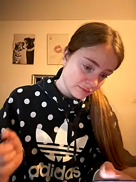 Piinkpandora online show from 11-10-25, 05:45