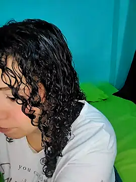 aixa 15 online show from 04-28-26, 12:10