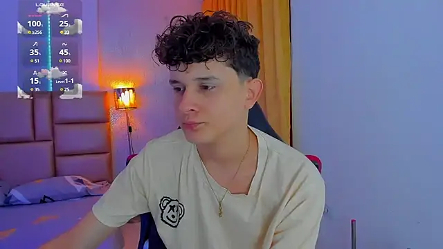 Snapshot of Nathan_Bluee chatting on 02-22-25, 03:03 Nathan Bluee online show from 02-22-25, 03:03