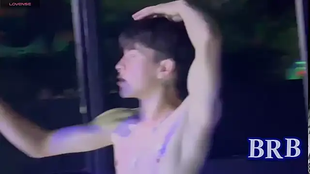 DominicPrince online show from 11-11-25, 05:18