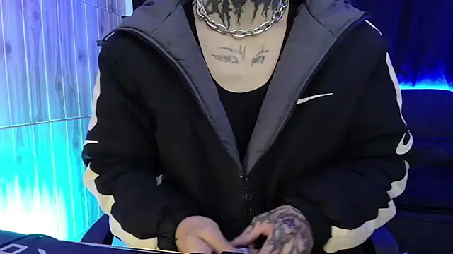 Snapshot of Andy_bapho chatting on 02-24-25, 03:20 Andy bapho online show from 02-24-25, 03:20