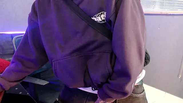 Andy bapho online show from 09-18-25, 02:08