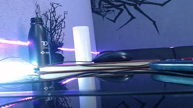 Snapshot of Andy_bapho chatting on 11-22-25, 02:49 Andy bapho online show from 11-22-25, 02:49