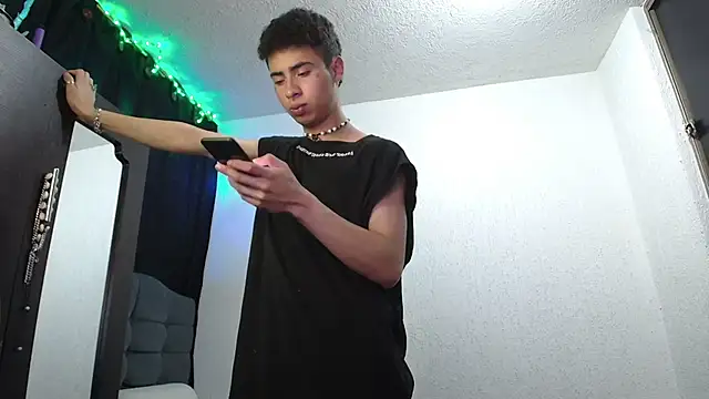 sexybat twink online show from 01-16-25, 11:48