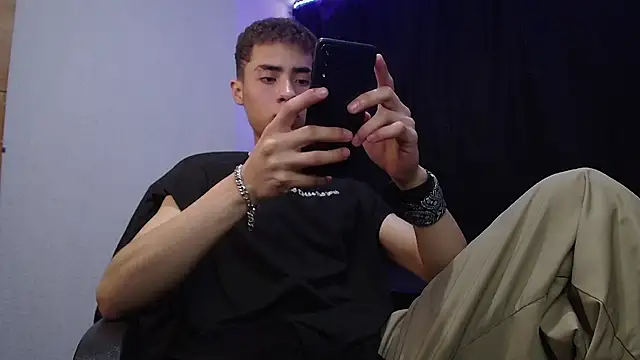 sexybat twink online show from 03-14-25, 10:27