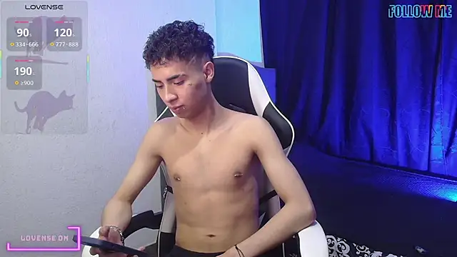 sexybat twink online show from 10-05-25, 08:29