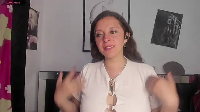 Snapshot of Baioleth chatting on 12-09-24, 01:51 Baioleth online show from 12-09-24, 01:51