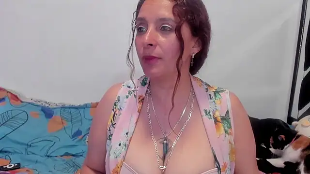 Snapshot of Baioleth chatting on 09-23-25, 07:39 Baioleth online show from 09-23-25, 07:39