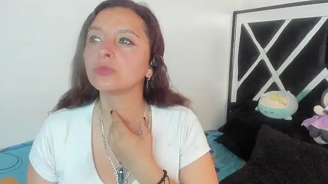 Snapshot of Baioleth chatting on 09-28-25, 12:43 Baioleth online show from 09-28-25, 12:43