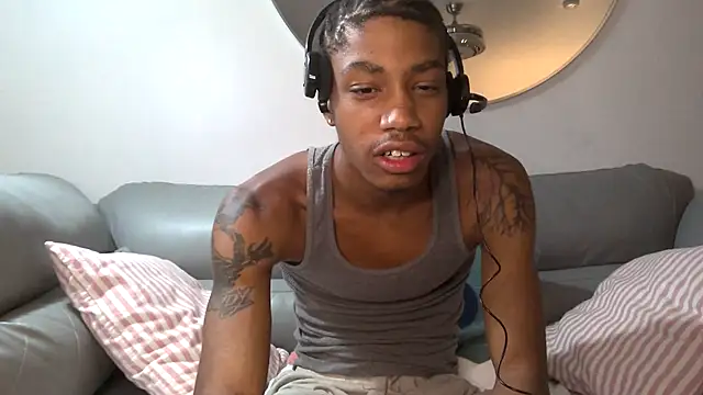 Skinnyblackman online show from 10-05-25, 02:32