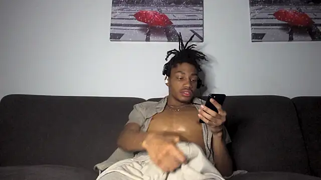 Skinnyblackman online show from 01-10-26, 03:52