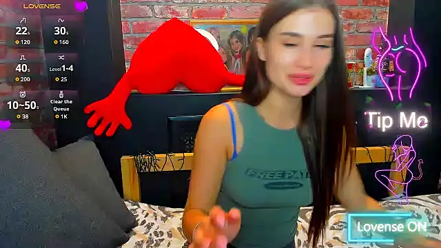 UrJoyy online show from 10-19-25, 02:18