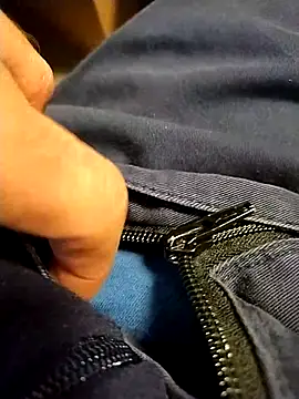 Meriozoro online show from 11-18-25, 03:38