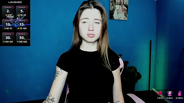 Luxuryalma online show from 09-15-25, 07:08